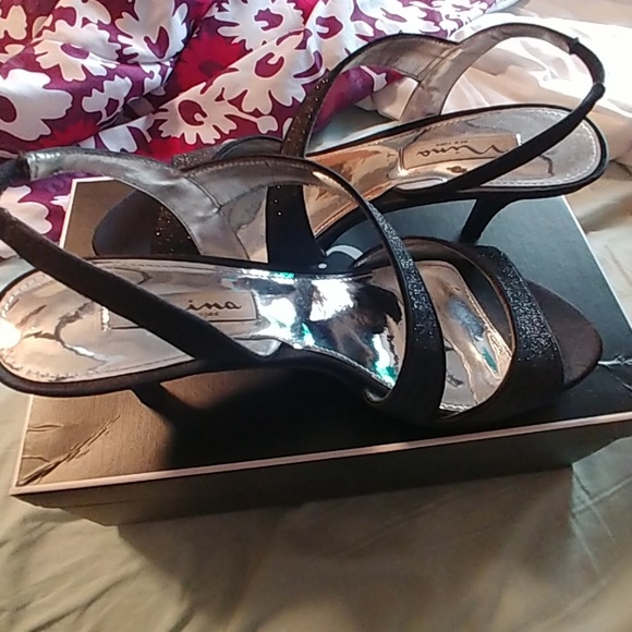 I wore once for homecoming and never again - Picture 2 of 3